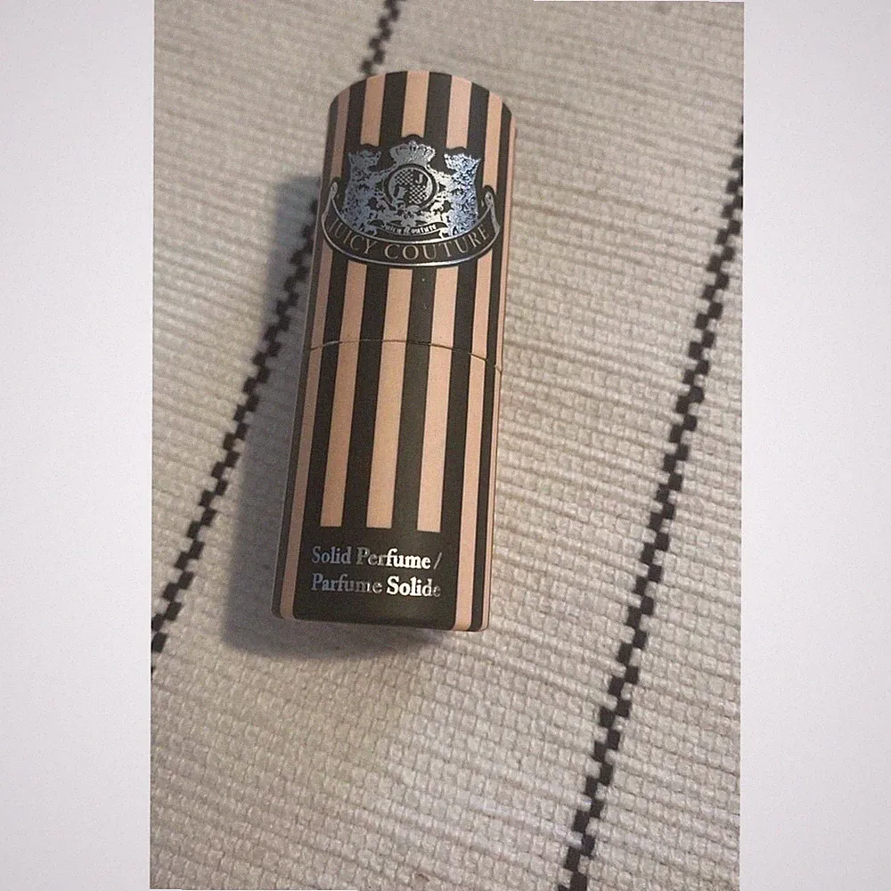 Juicy couture solid perfume